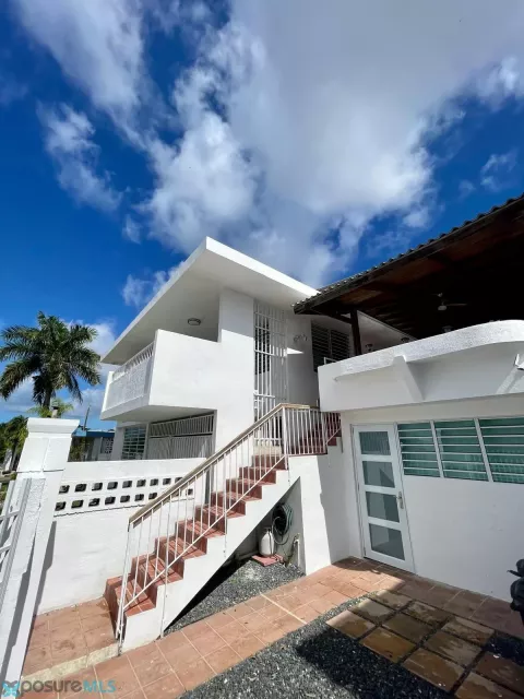 Urb. Covadonga alquiler en Toa Baja, PR