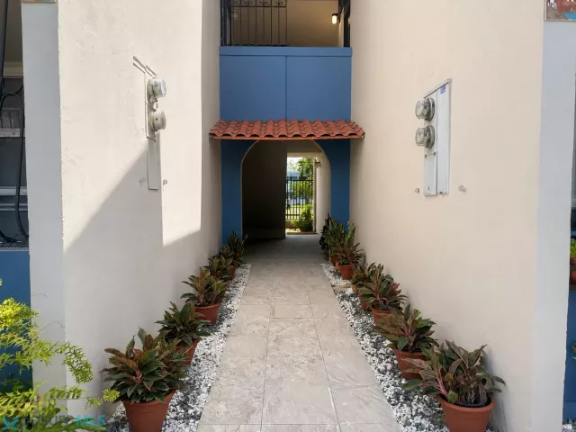 Urb. Levittown alquiler en Toa Baja, PR