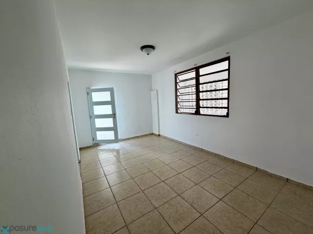 Urb. Puerto Nuevo venta en San Juan, PR