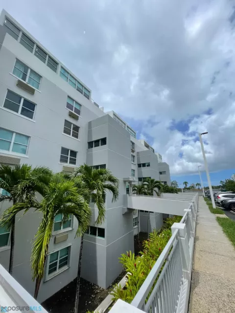 Condo Camelot alquiler en San Juan, PR