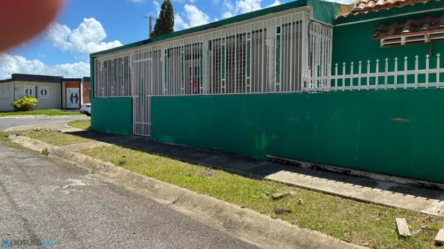 Urb. Villa Barcelona venta en Barceloneta, PR