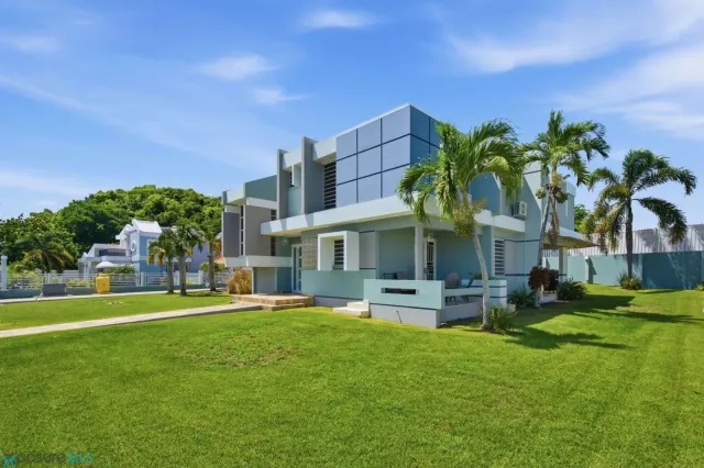 Urb. Santa Teresa venta en Manati, PR